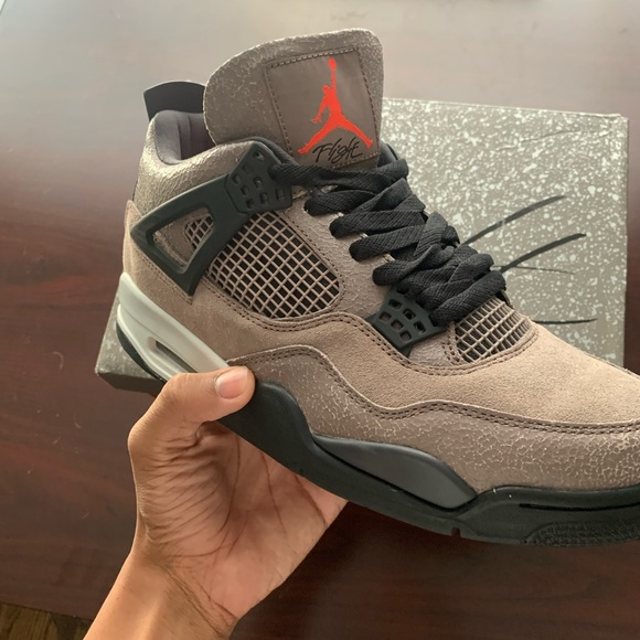 Jordan 4 Taupe Haze Size 10
